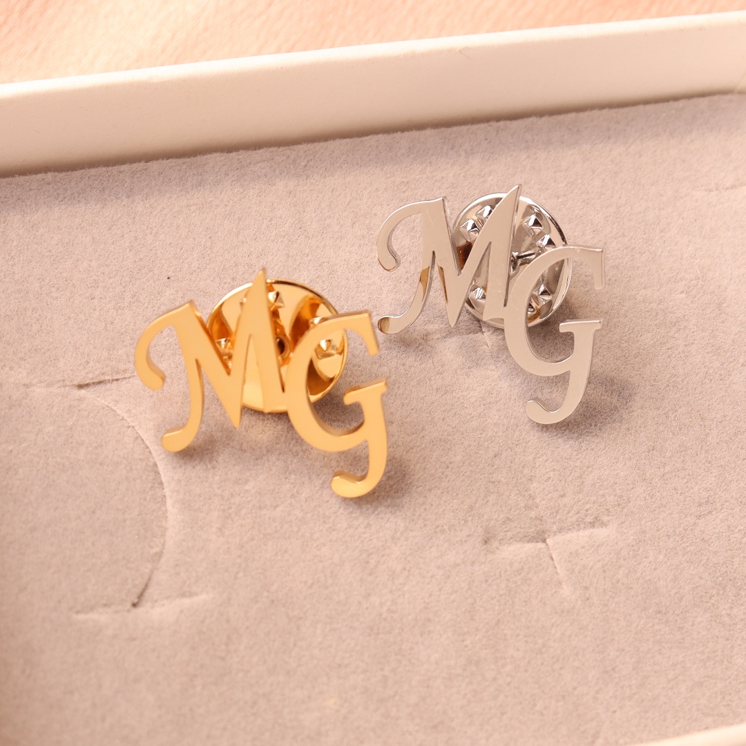 Custom Initials Brooch For Gro - Men Grooming Usa ulasan dan harga