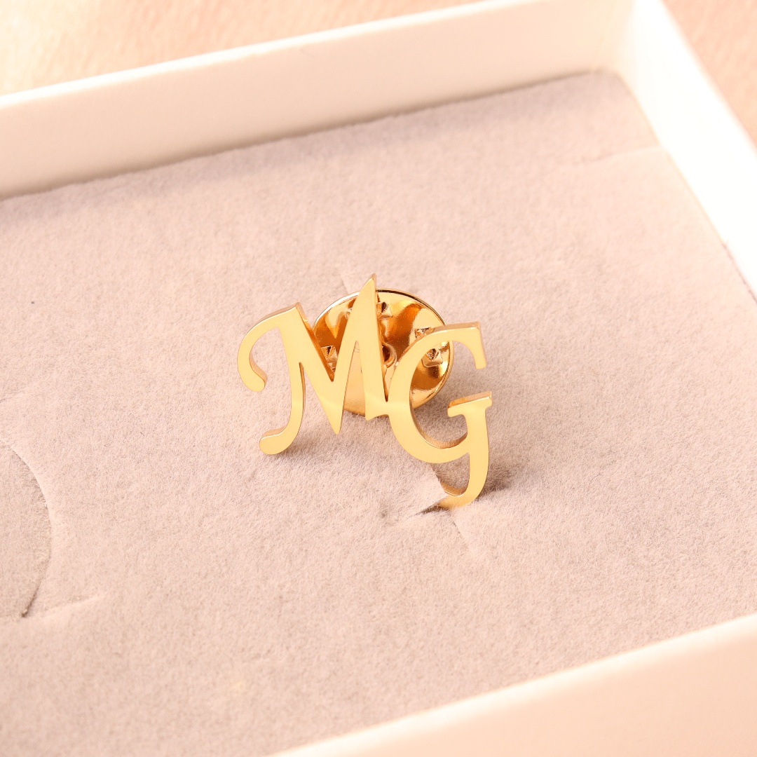 Custom Initials Brooch For Gro - Men Grooming Usa ulasan dan harga